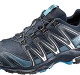 スニーカー、「hoka」「on」の二強になる